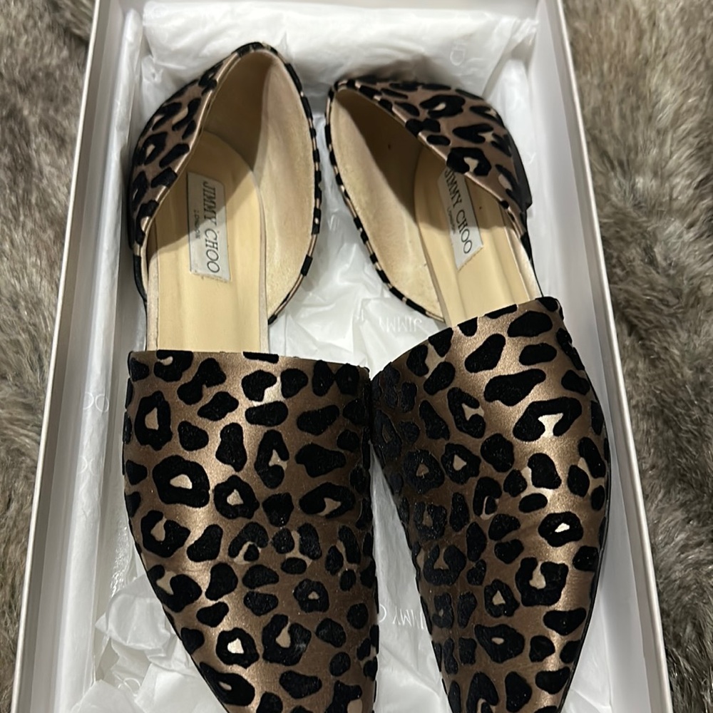 Used JImmy Choo flat